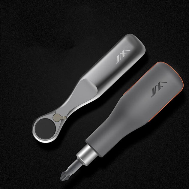 Ratchet wrench socket and bit set - view 2