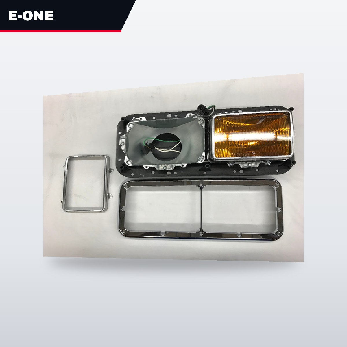 E-One 374491 – 02X54950 - Light – Turn/Warning Right No
