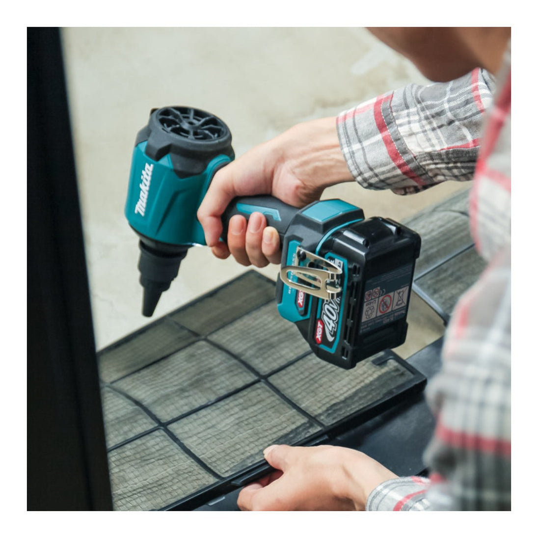 Makita AS001GA101 – Dust Blower Powered By 40Vmax Xgt Li-Ion Battery With A Variety Of Tip Nozzles And The High Blowing Force Prod