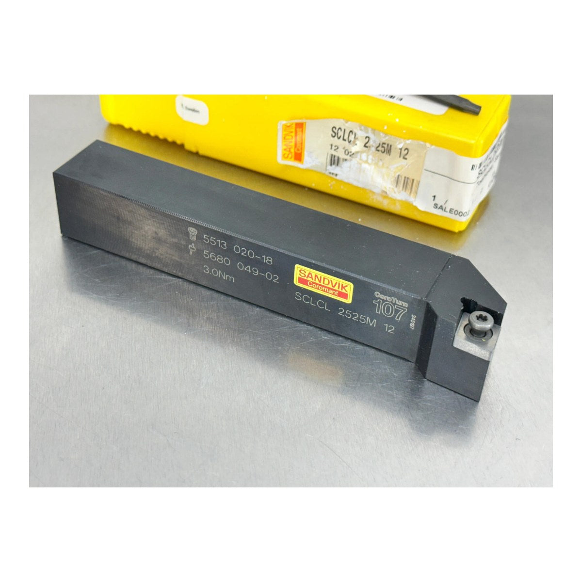 Sandvik CCMT – Insert – Toolholder