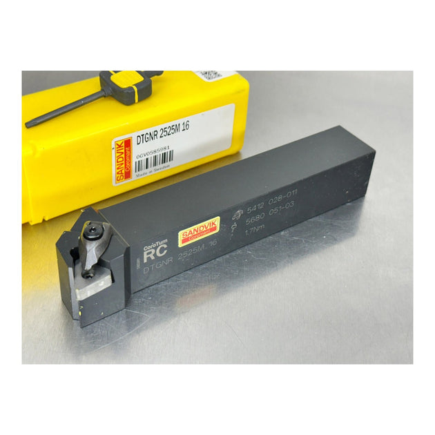 Sandvik SCACR – Insert – Toolholder